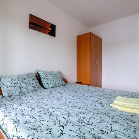 Гостевой дом & Leon Неум