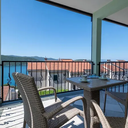 & Leon Гостевой дом 3*