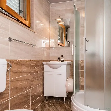 Гостевой дом & Leon